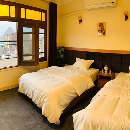 Draz Pyramids View Bed & Breakfast Kafret el-Gabal Oda fotoğraf